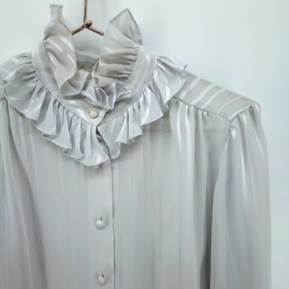 Vintage La Blouse Made in Korea Silver Ruffle Poof Top Semi Sheer Button 12 - Picture 3 of 12
